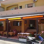 Un Posto Al Sole فندق مبيت وإفطار *