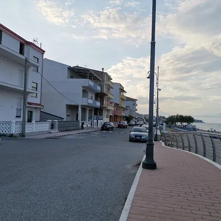 Un Posto Al Sole Bed & Breakfast